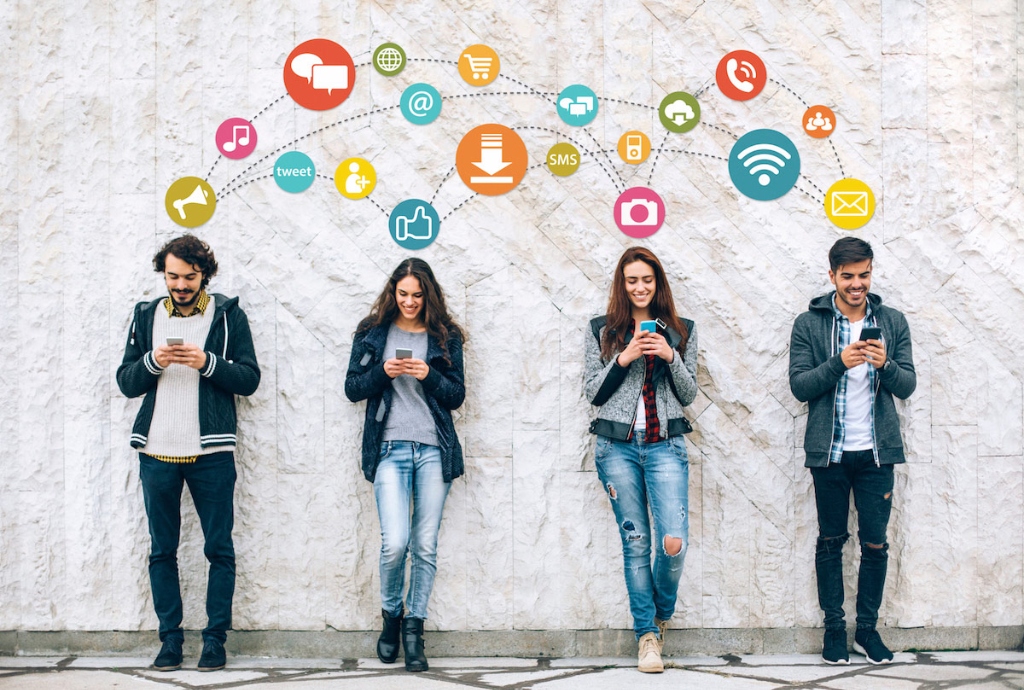 Estrategia de Redes Sociales y Audiencias Octágono